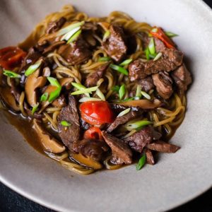 Лапша с говядиной